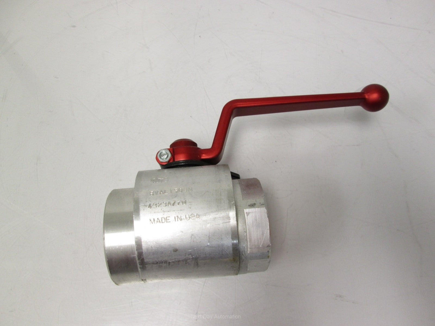 New – Open box DMIC BVAL-1500B-4323-AZZN Ball Valve 1 1/2" NPT 400PSI PTFE Seals Viton