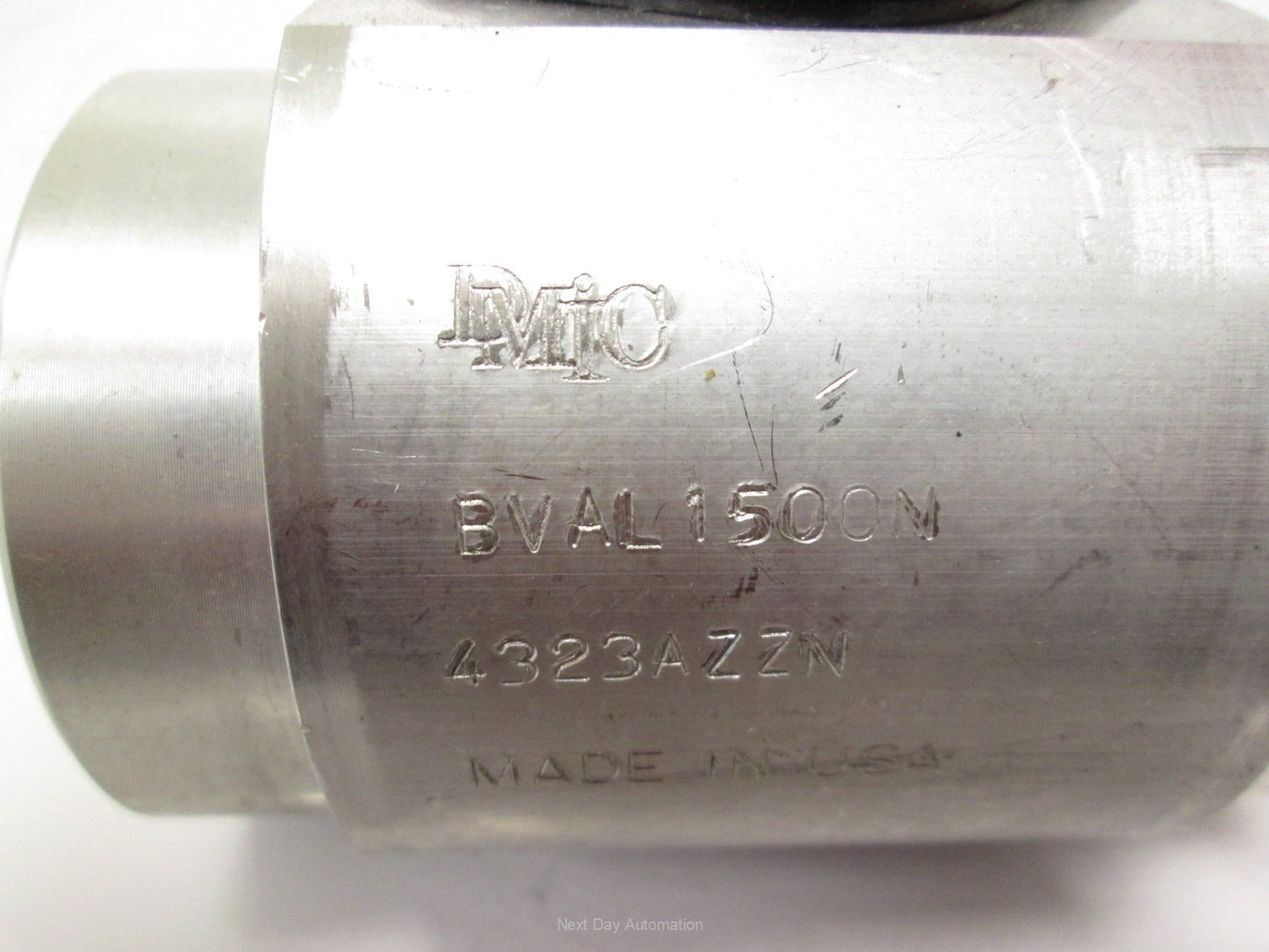 New – Open box DMIC BVAL-1500B-4323-AZZN Ball Valve 1 1/2" NPT 400PSI PTFE Seals Viton