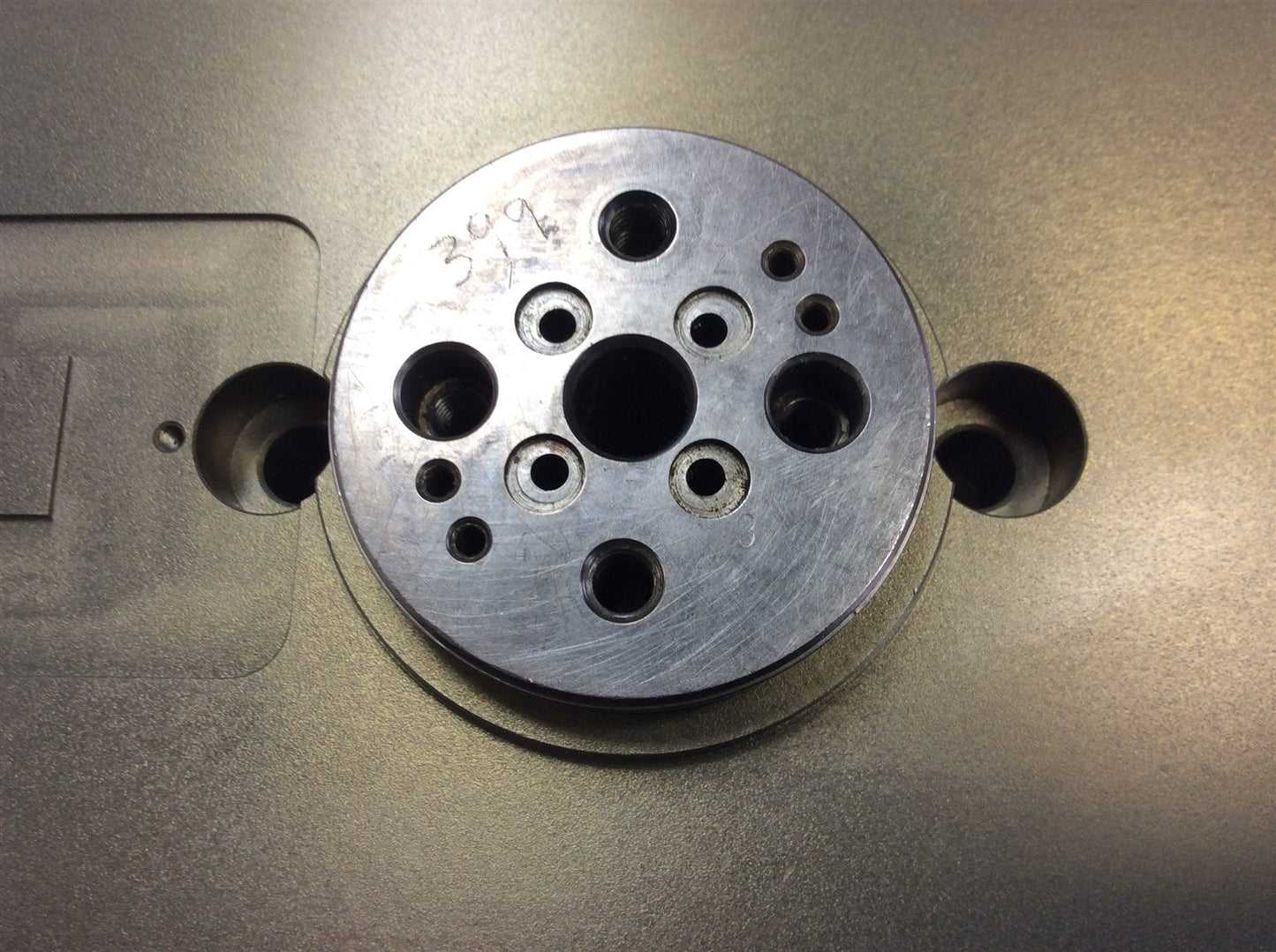 New Other Schunk OSE-A 40-0/08-00 30014281 Rotary Actuator, 0-180 Degrees