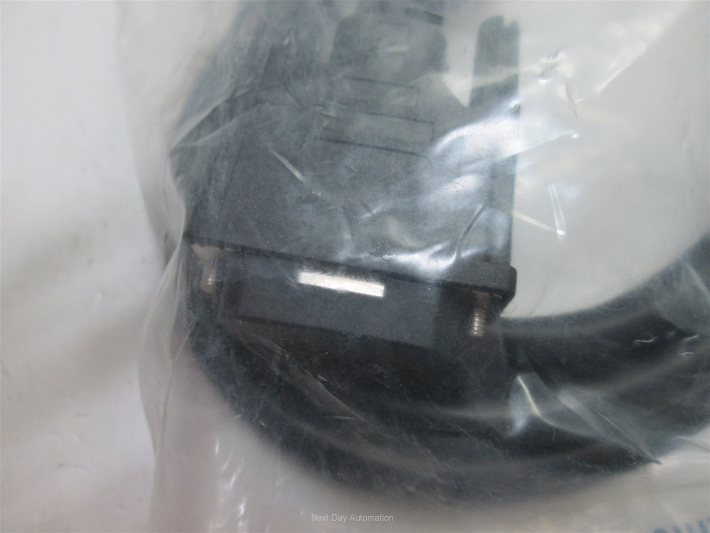 New L-Com DVIDD-RA-2M Dual Link DVI Cable, Male/Male Right Angle, 2 Meters Long