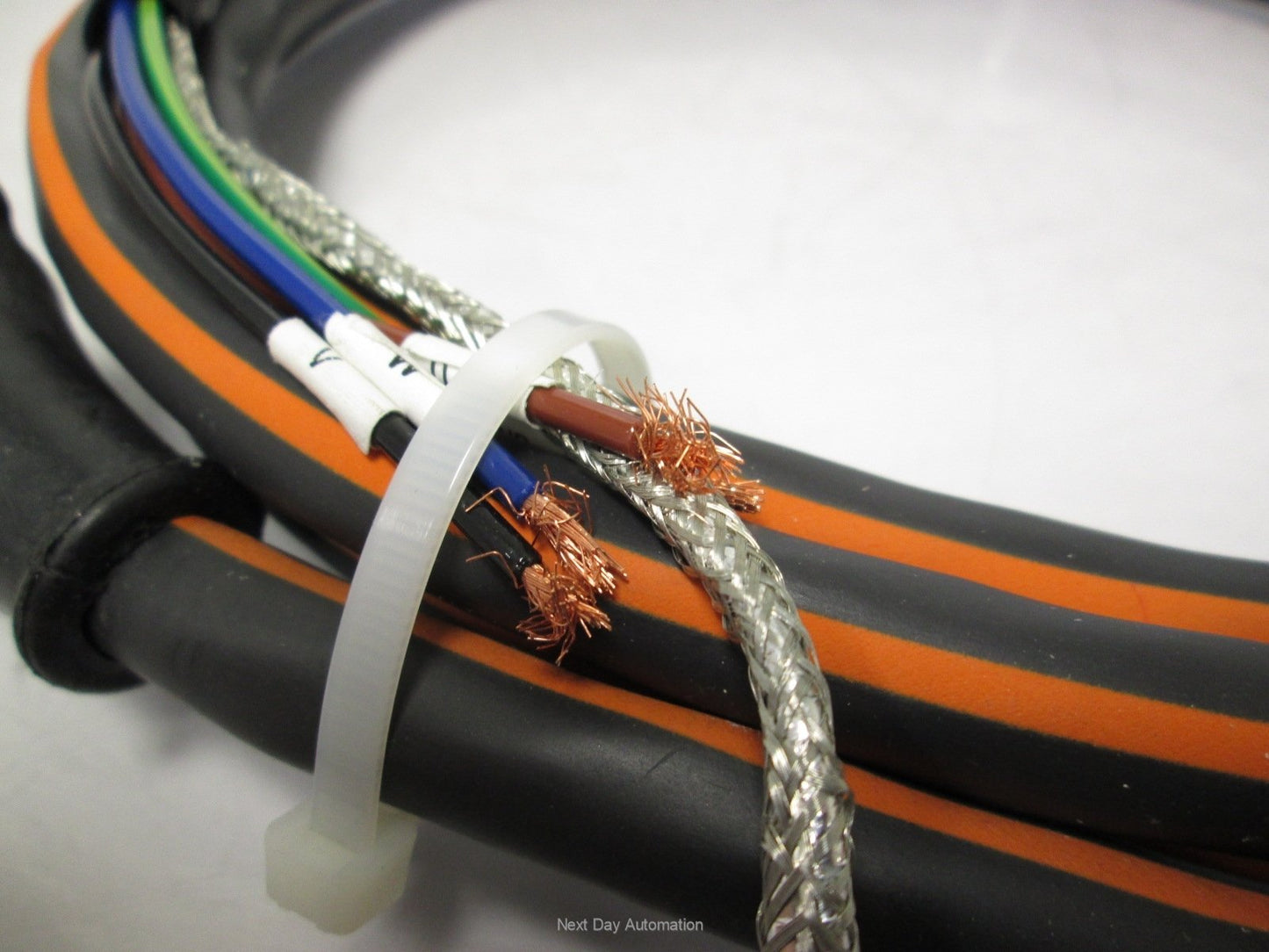 New – Open box Flex-Cable FC-FPBM6DF-16AF-M003 Motor Power Cable w/ Brake Flying Lead