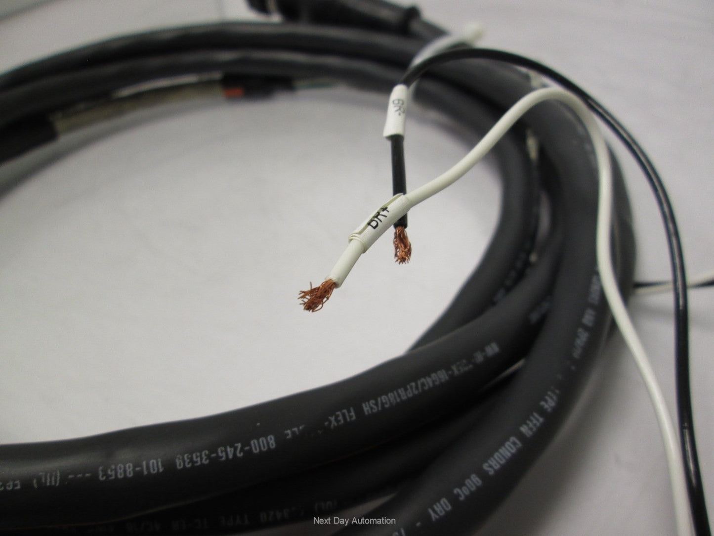 New – Open box Flex-Cable FC-FPBM6DF-16AF-M003 Motor Power Cable w/ Brake Flying Lead