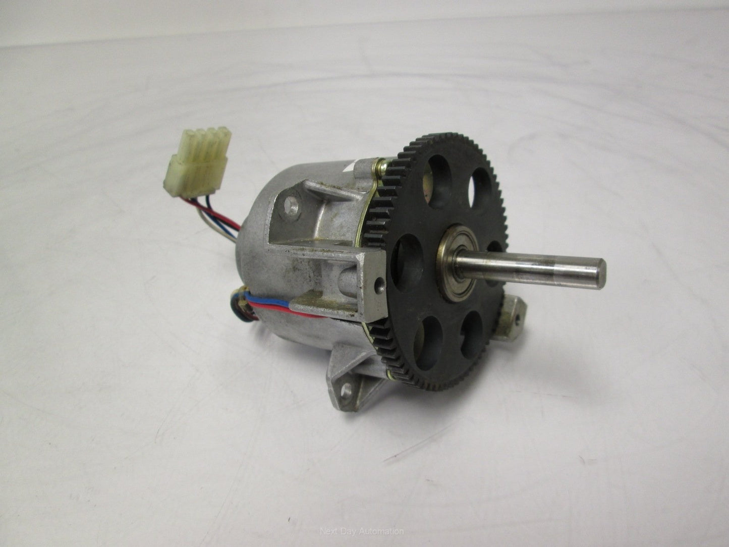 Used Ogura MCFR20-04 Clutch / Brake 24VDC 8W 8mm Shaft