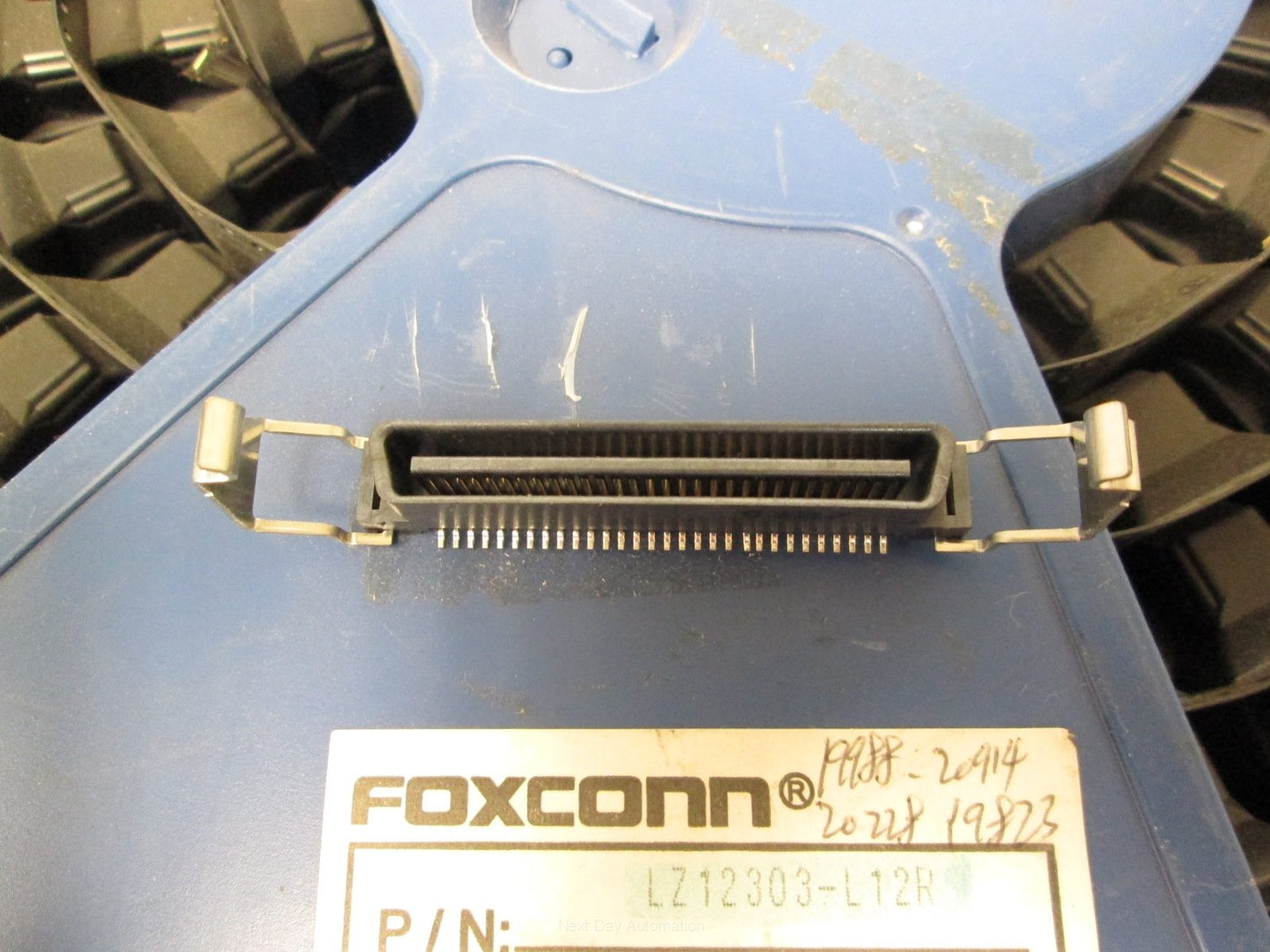 New Reel of 130 Foxxcon LZ12303-L12R Surface Mount Connector 60-Pin 0.050" Pitch