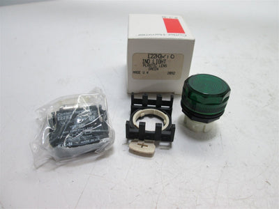 New Cutler Hammer E22H3X10 Pilot Light, Green Plastic Lens, 22.5mm Bayonet