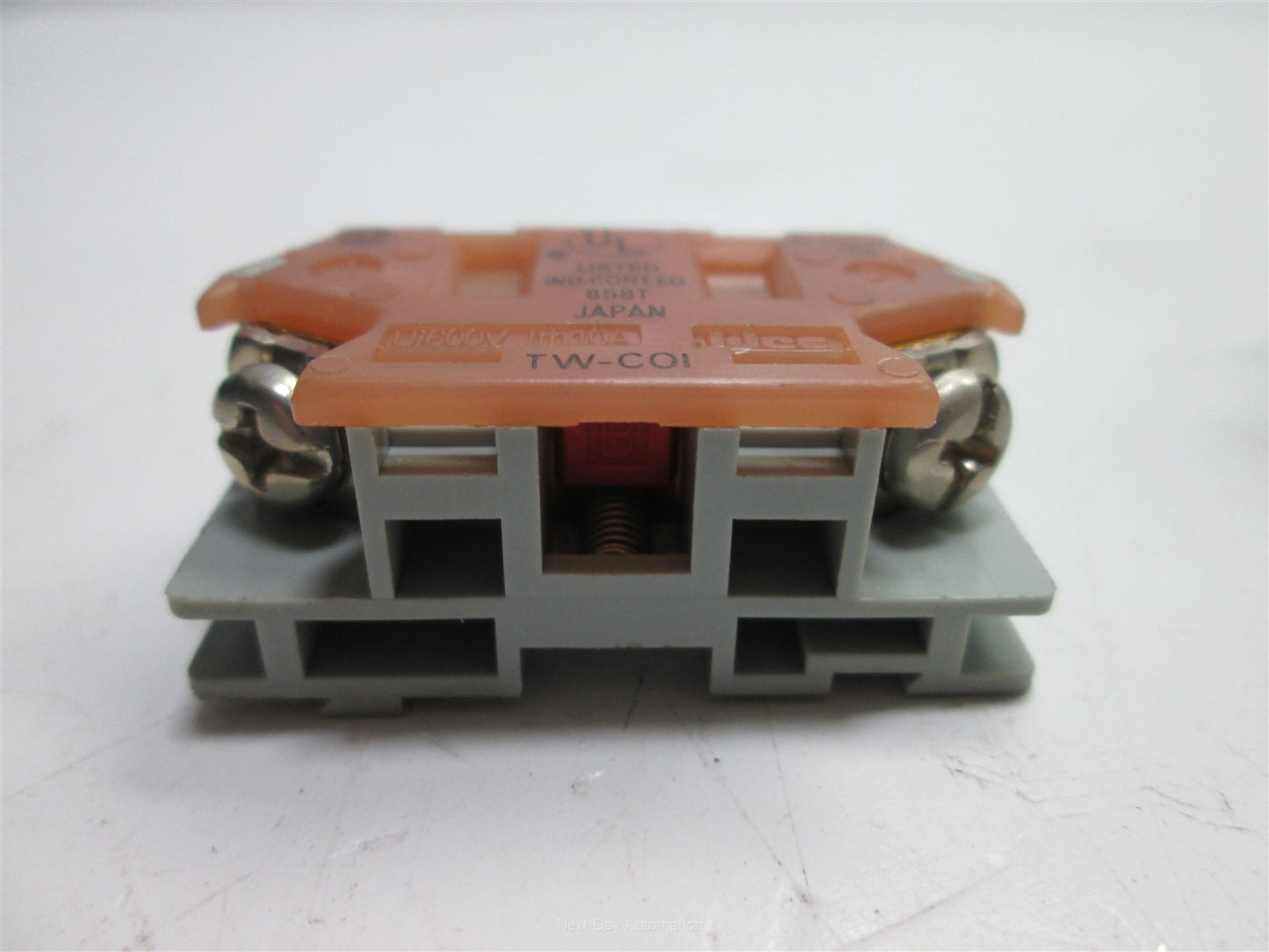 Used Lot of 2 Idec TW-C01 Contact Blocks, Voltage: 120-600VAC, Current: 10A, N/C