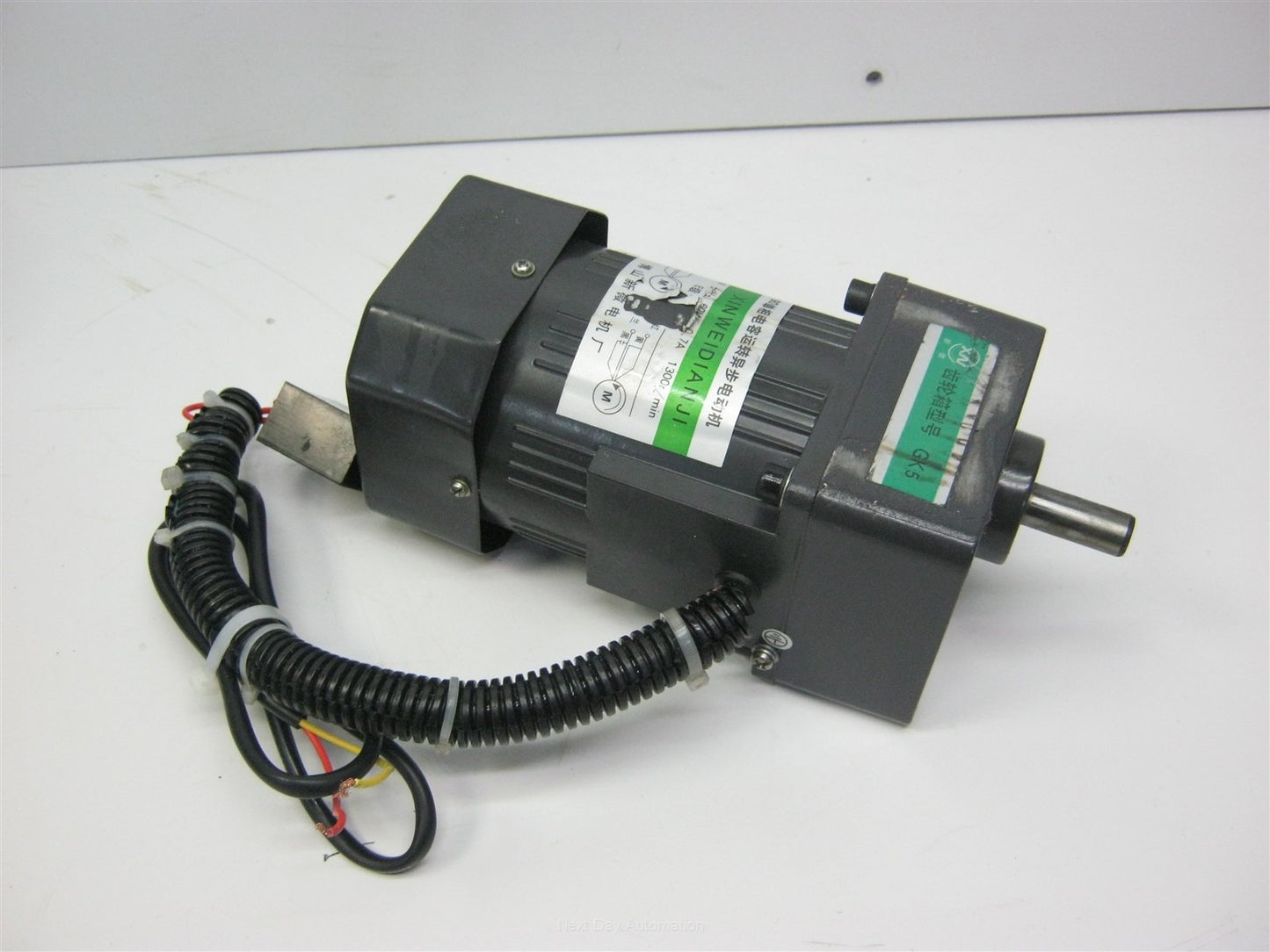 Used XINWEIDIANJI GK5 Gear Motor 220VAC 60Hz 60W 0.7A 1300RPM 12mm Shaft