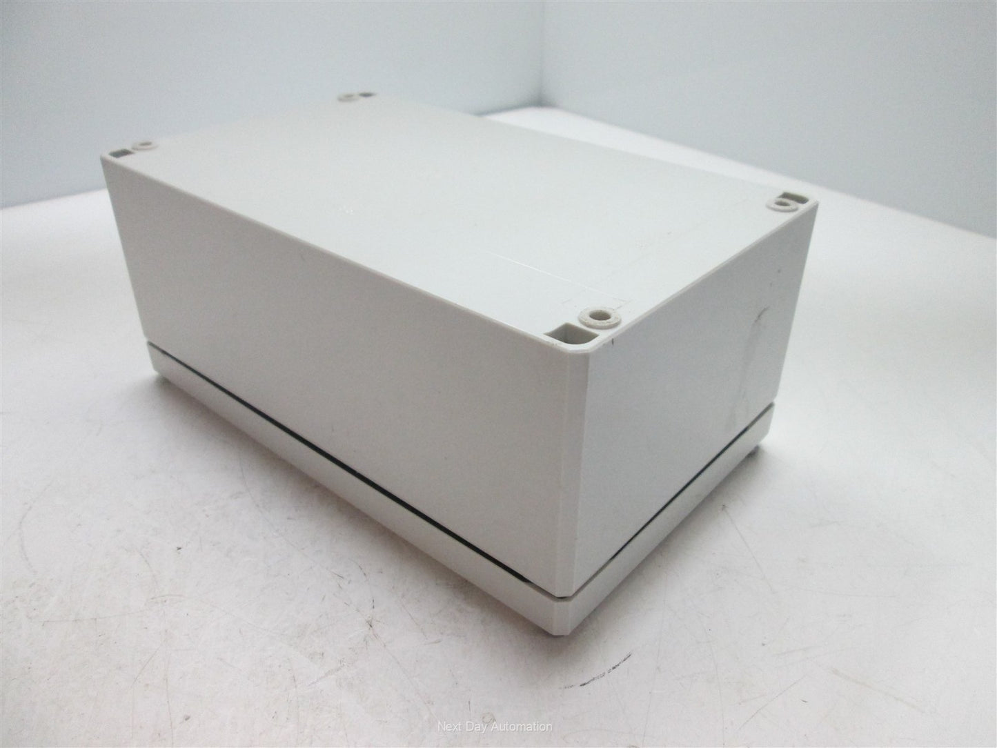 Used Hoffman Q-4PBPCDM Enclosure, 200mm x 120mm x 87mm, *5 Holes* (1 with plug)