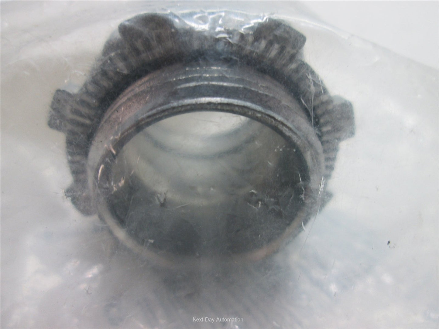 New Lot of 4 New Halex 90212 Compression Connector, Trade Size: 3/4"