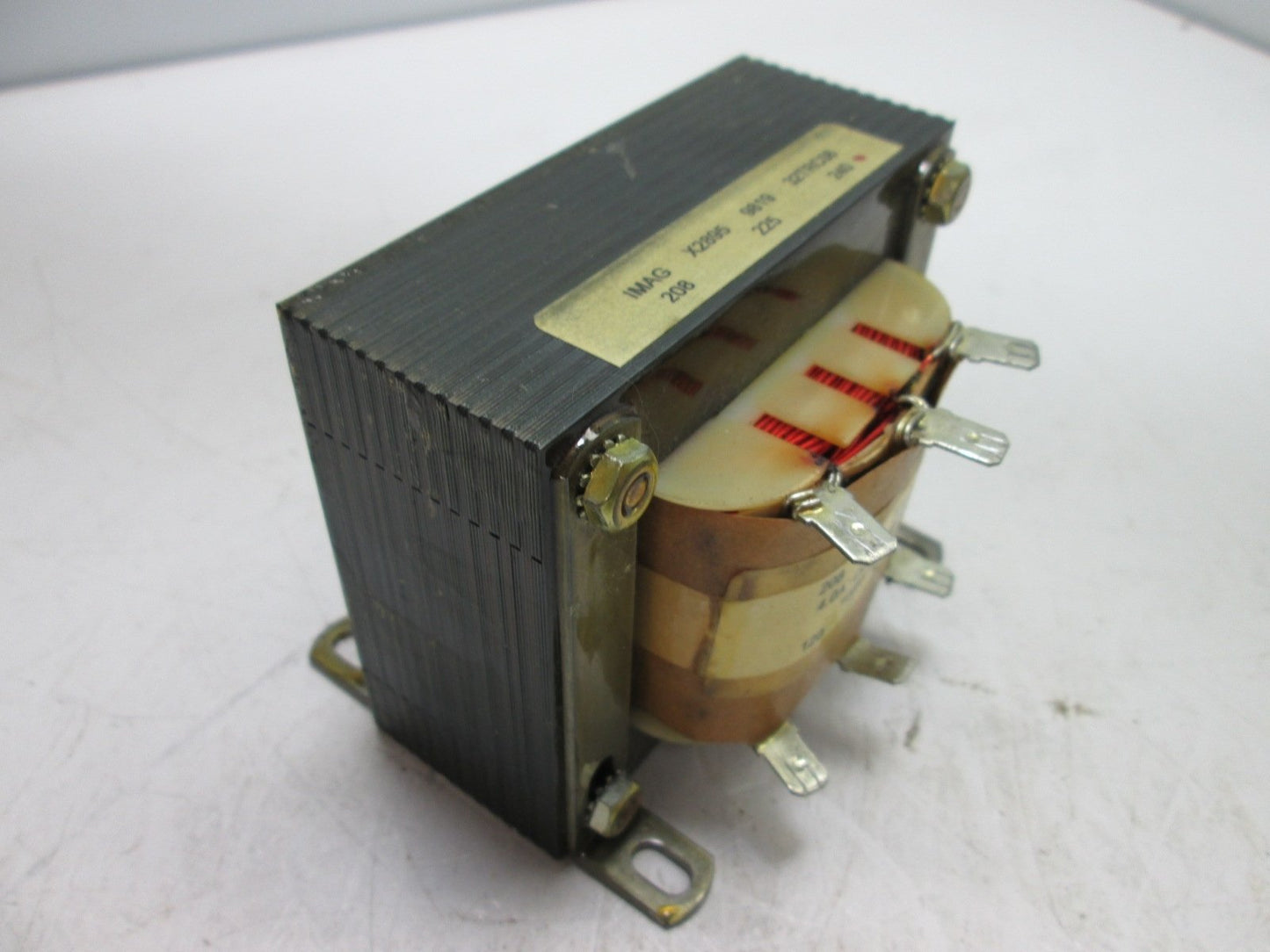 Used Olec 32TRC08 Transformer, Pri: 208/225/240VAC, Sec: 105/120VAC, 4A Continuous