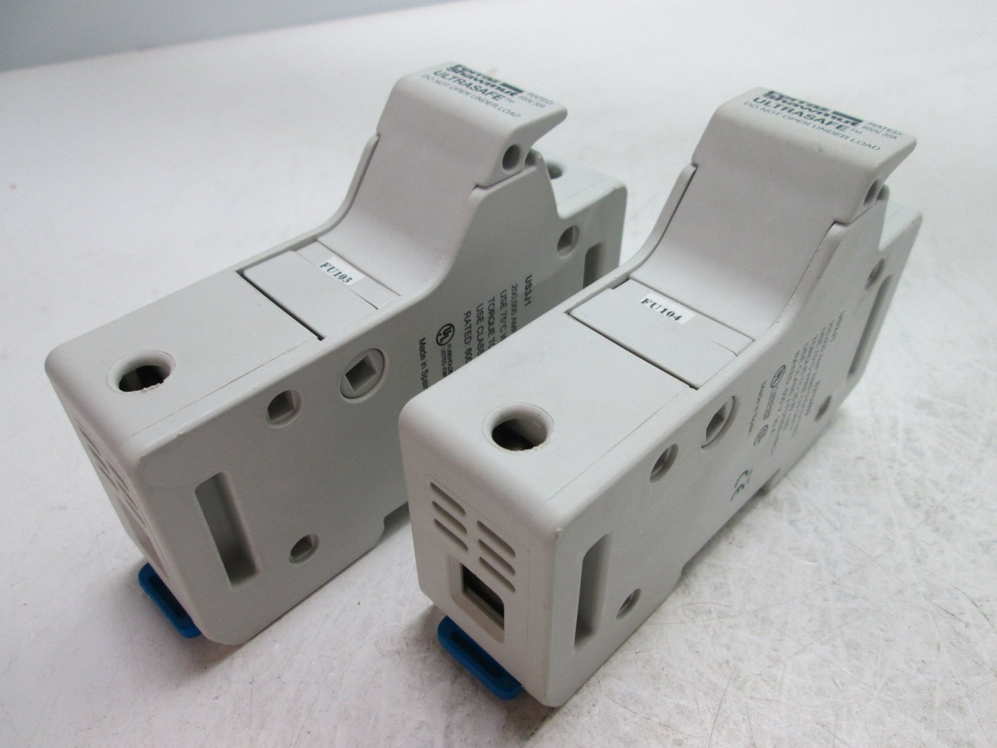 Used Pair Of Ferraz Shawmut US3J1 Fuse Holders, Rated: 30A 600V, Type J Fuses Only