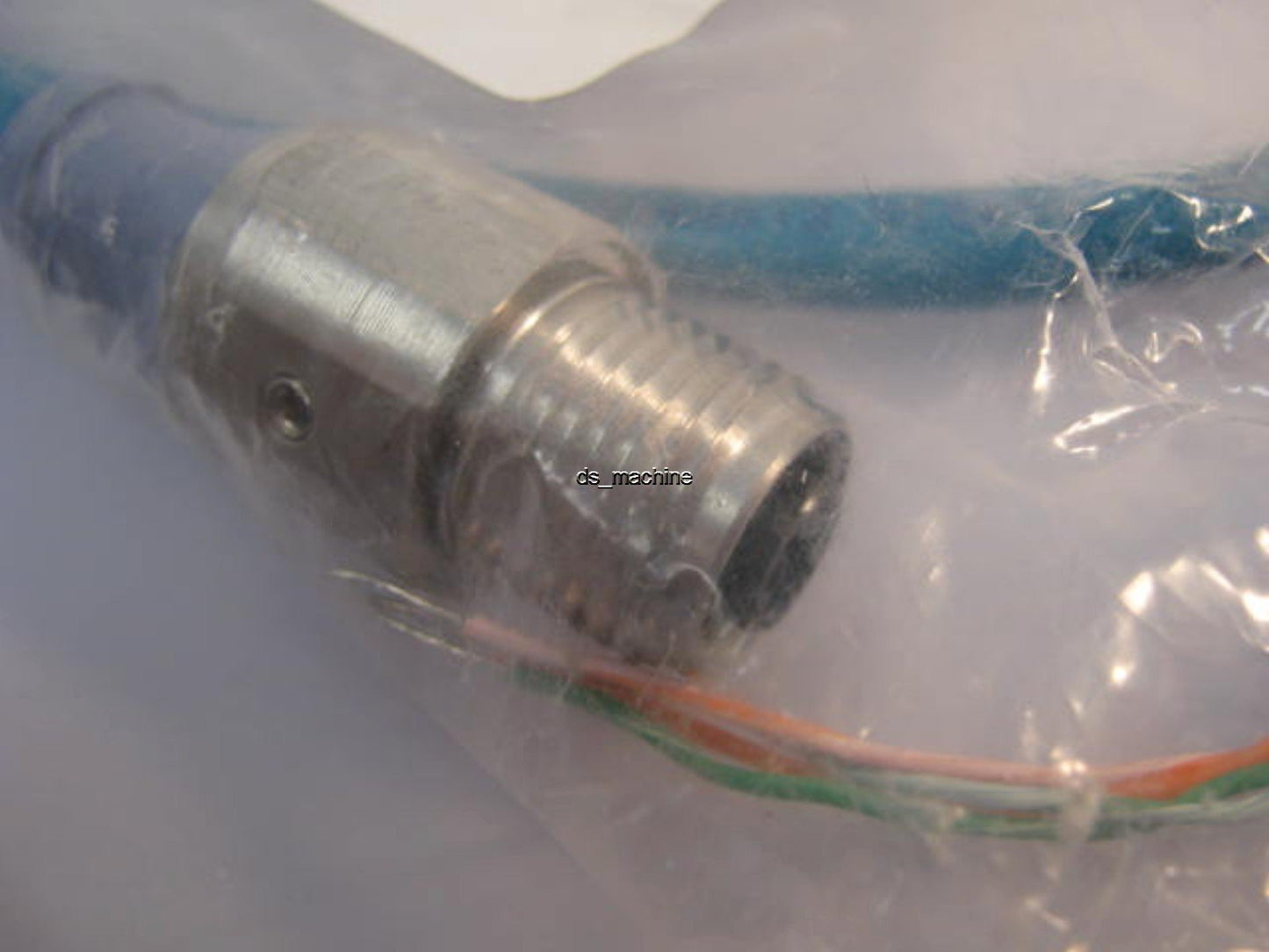 New Turck FKSDEDV 443-1M Cable 4-Pin Female Plug Flying Leads Length: 1 Meter