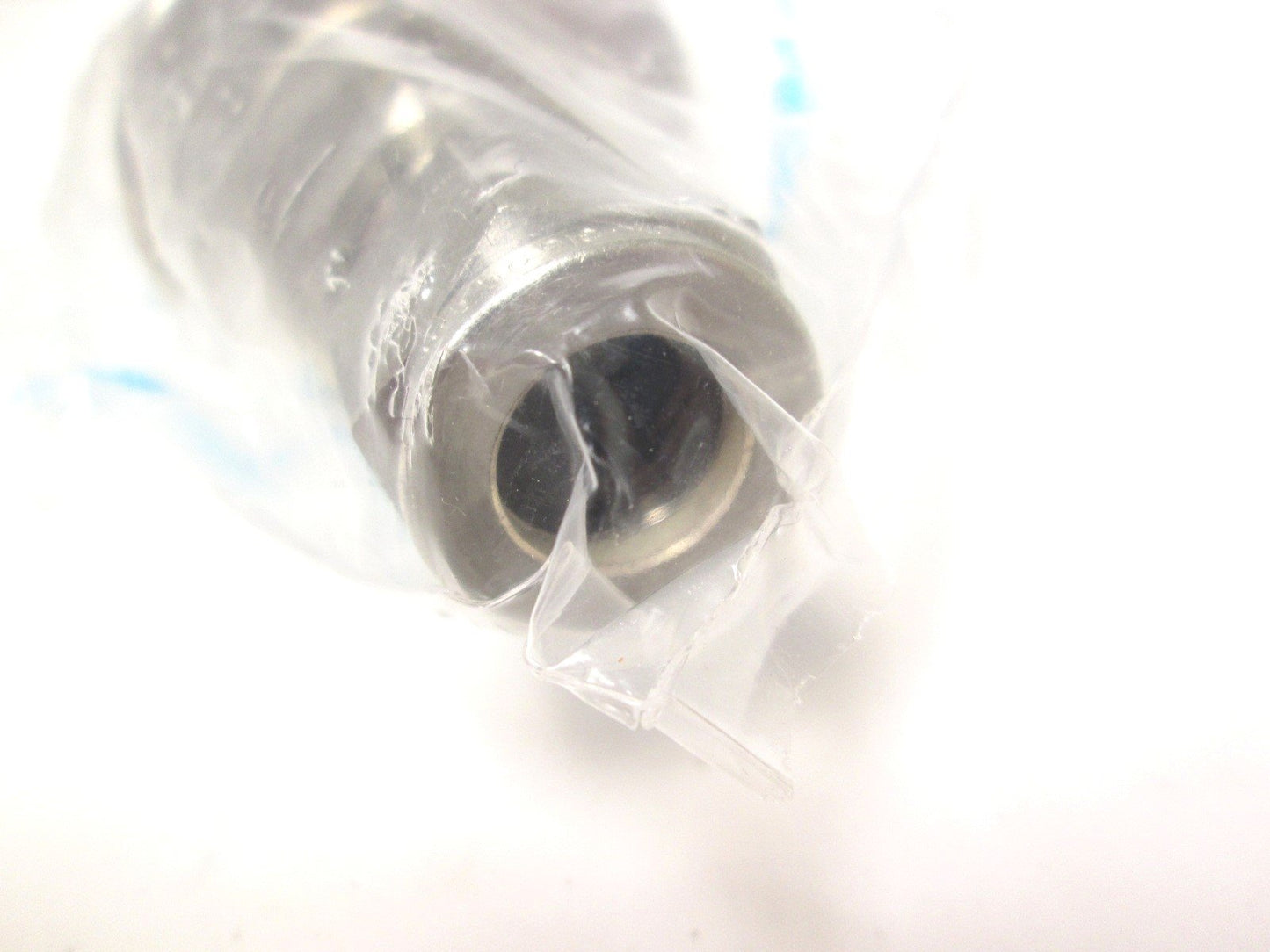 New Swagelok SS-QTM8A-B1-810 Xylan-Coated Stainless Steel Bulkhead 1/2" Fitting