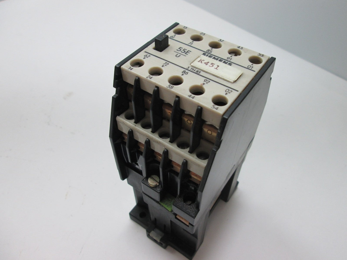 Used Siemens 3TH8394-0B Contactor, 5-Pole, Contacts: 5x N/O 5x N/C, Coil: 24VDC