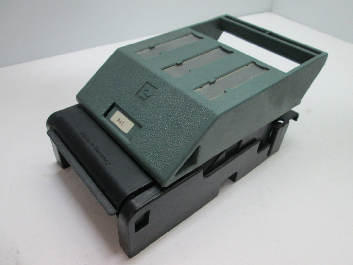 Used EFEN NH Fuse-Switch, 3-Pole, Rating: 660V, With 3x 16A Fuses