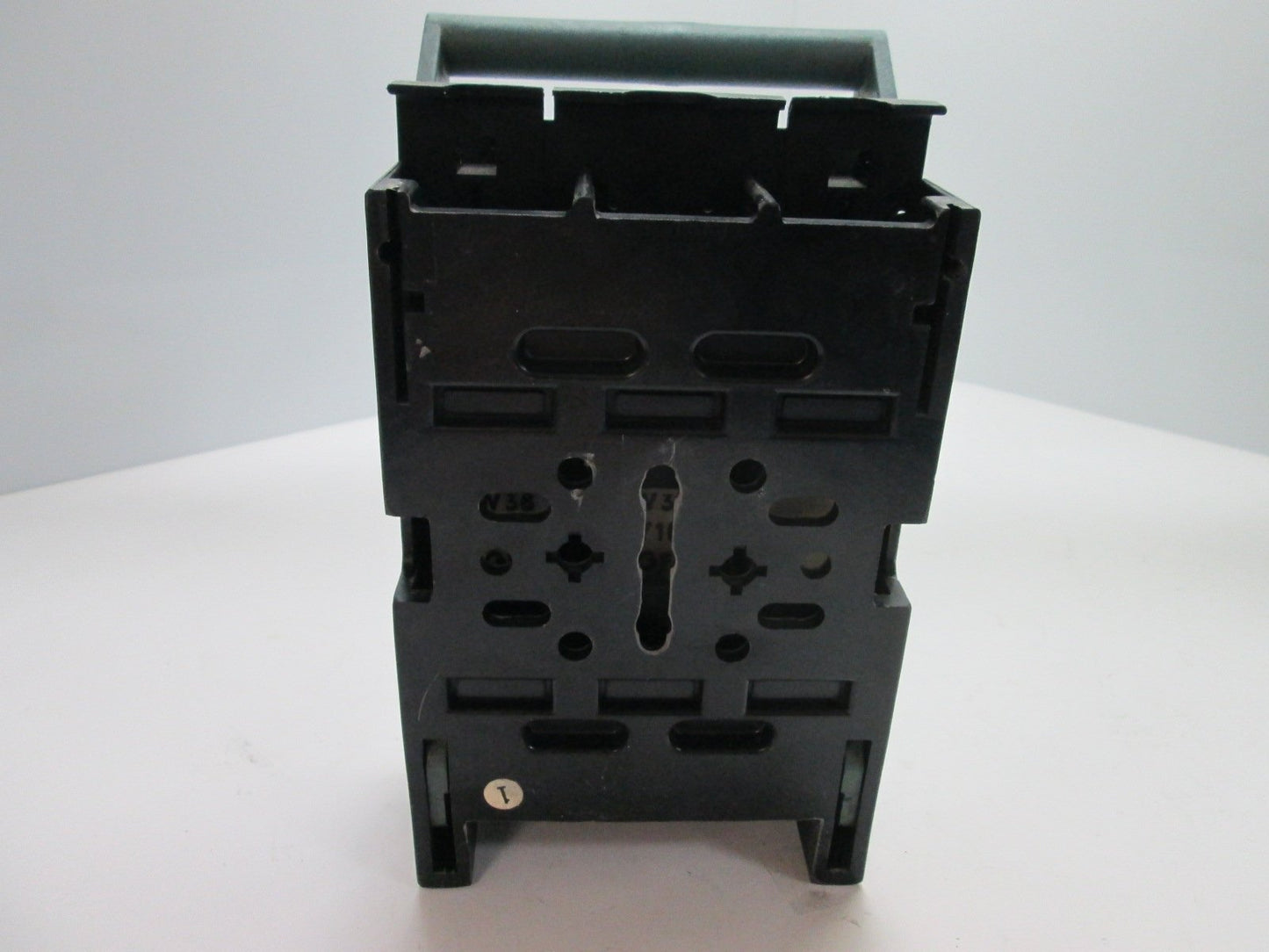 Used EFEN NH Fuse-Switch, 3-Pole, Rating: 660V, With 3x 16A Fuses
