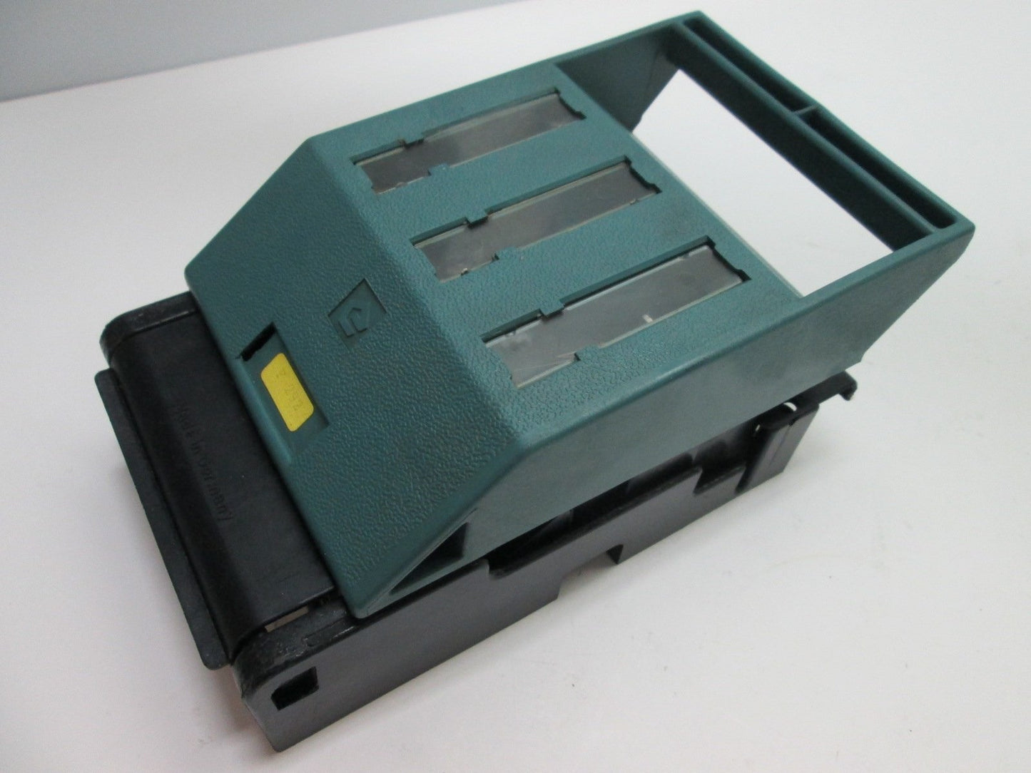 Used EFEN NH Fuse-Switch, 3-Pole, Rating: 660V, With 3x 50A Fuses