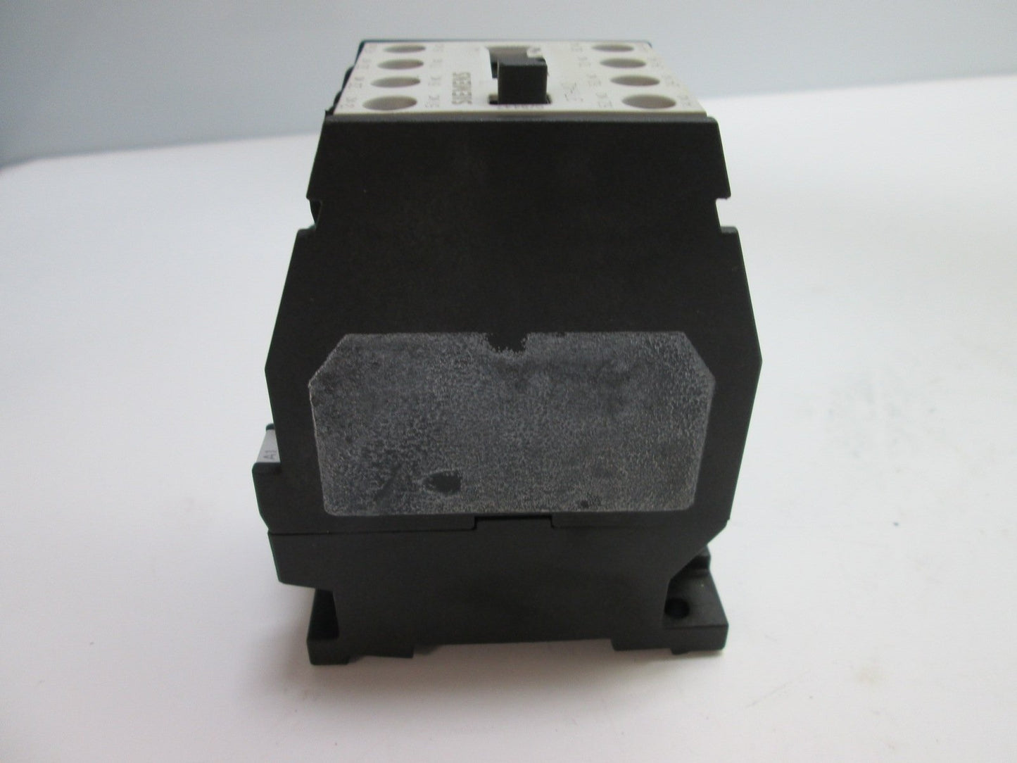 Used Siemens 3TH42 Contactor, 4-Pole, Contacts: 4x N/O 4x N/C, Coil: 100/120VAC