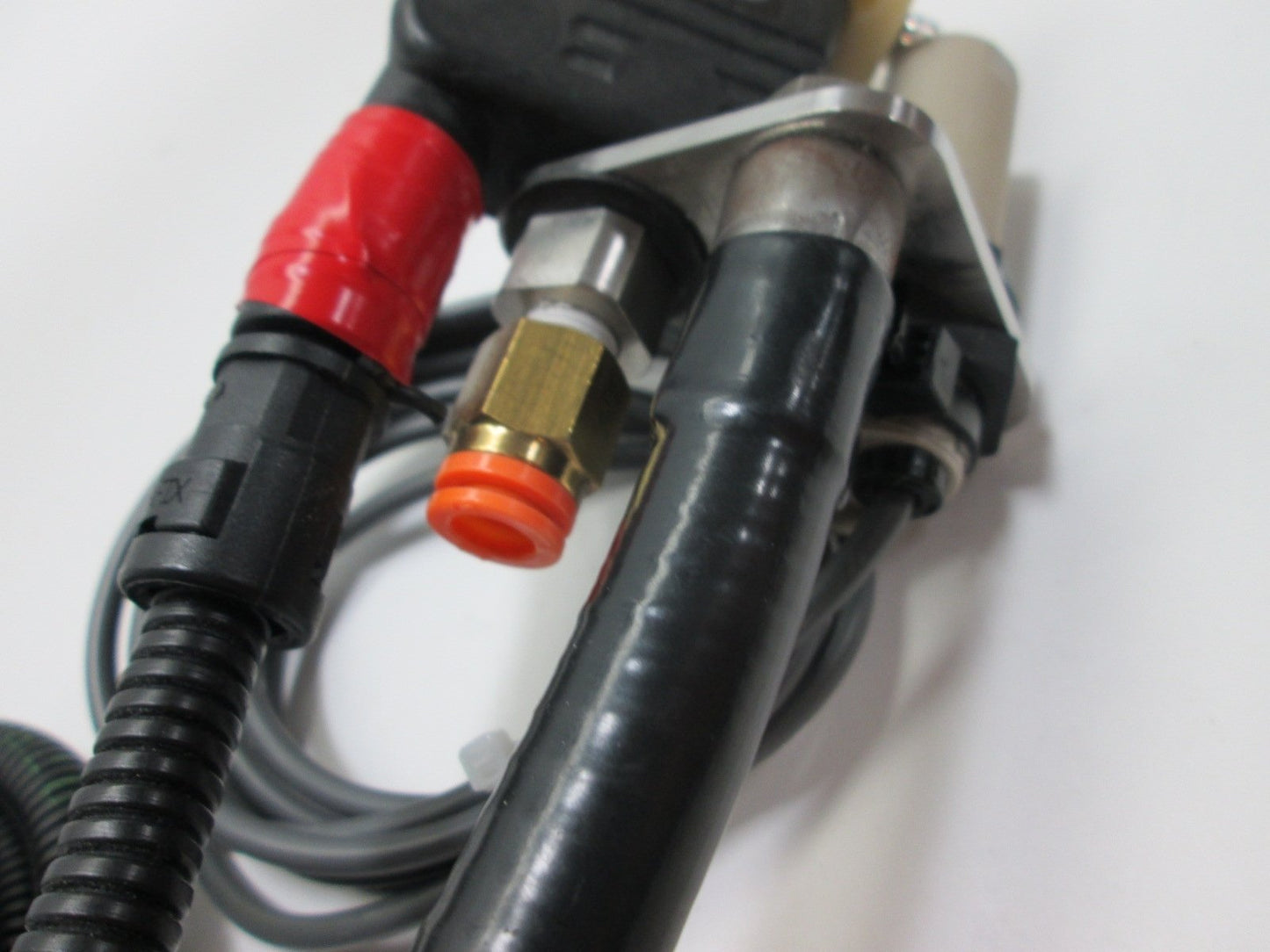 Used Simco R55 6KVA Ionizing Air Nozzle, With Omron E3F2-DS10C4-N Photoeye Sensor
