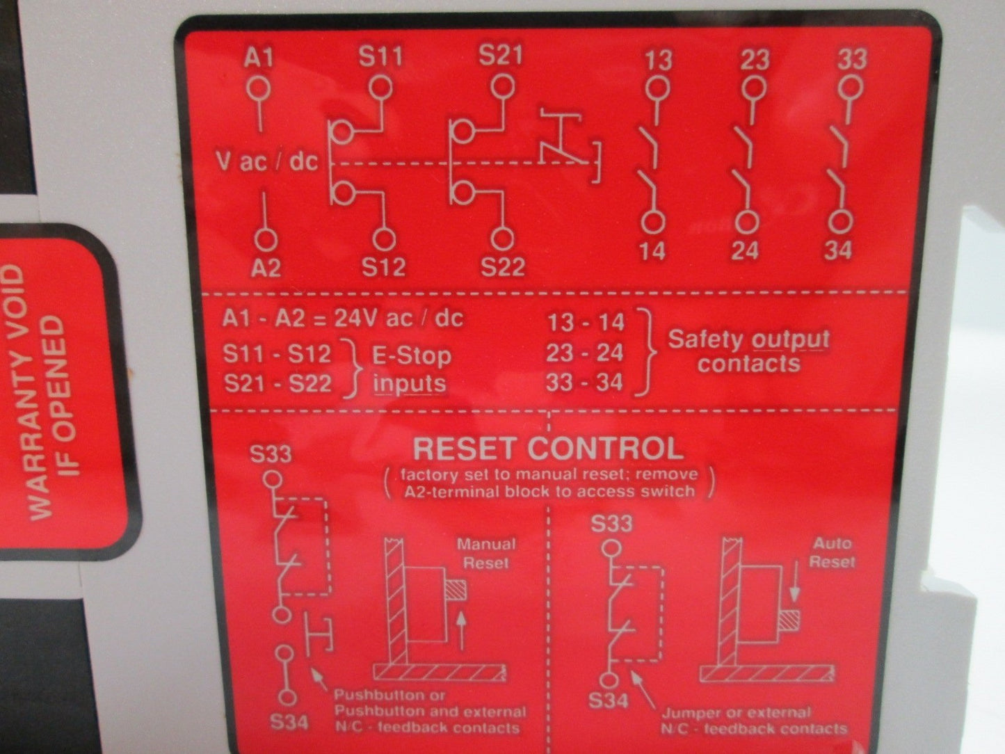 Used Banner ES-FA-9A E-Stop Safety Relay Module, Voltage: 24VAC/DC, 3 N/O Contacts