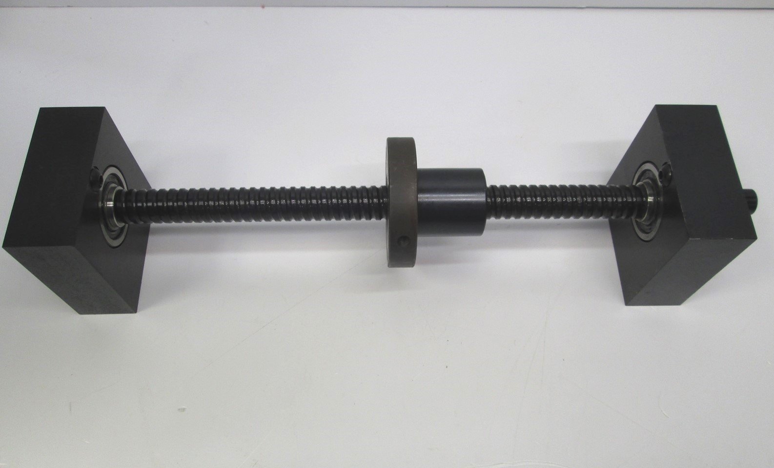 Linear Screw, Ball Bearings w/End Support Blocks, 0.7