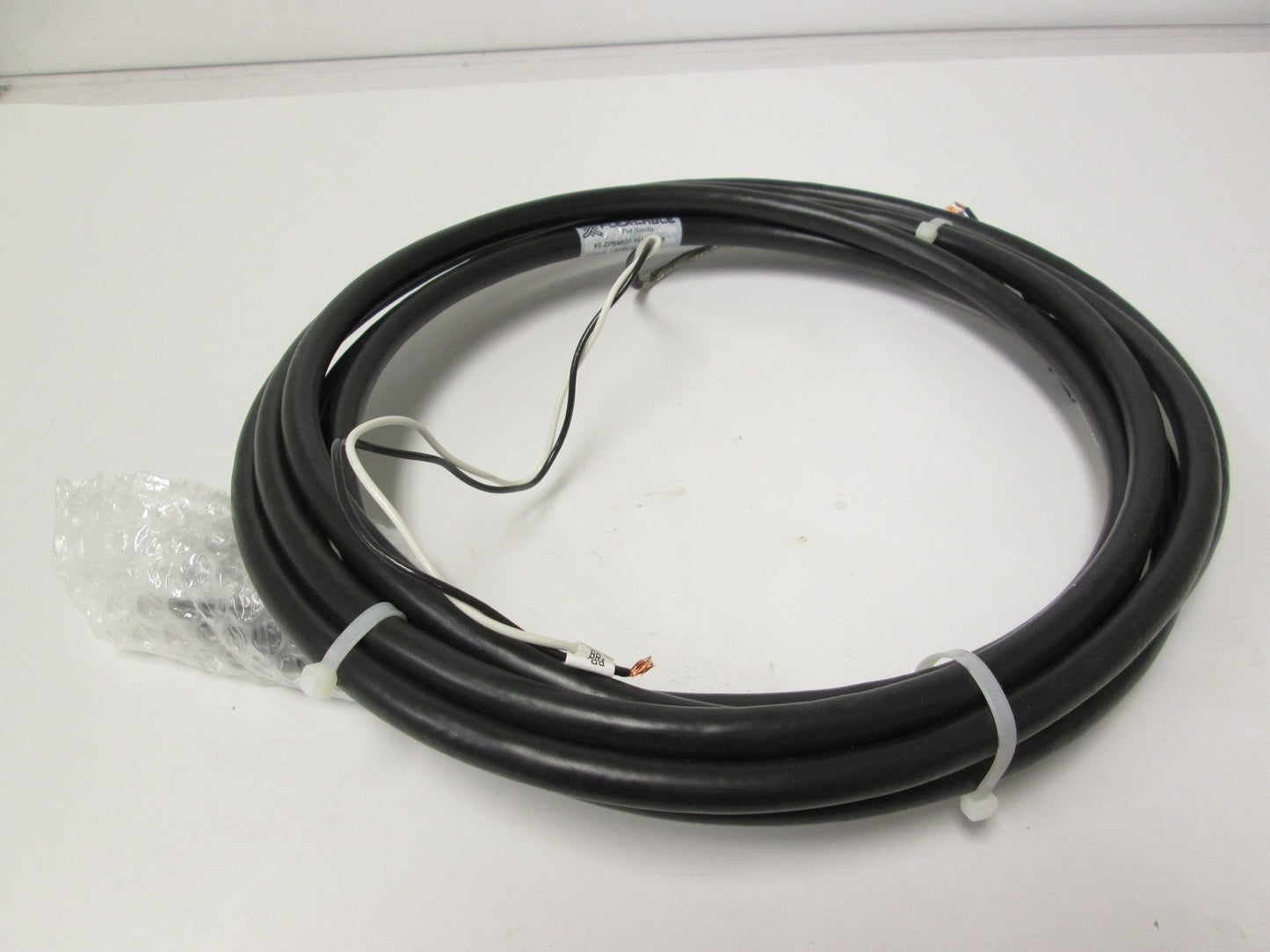 New – Open box Flex FC-CPBM6DF-16AA-M005 Kinetix TLY Series Motor Power and Brake Cable 5m