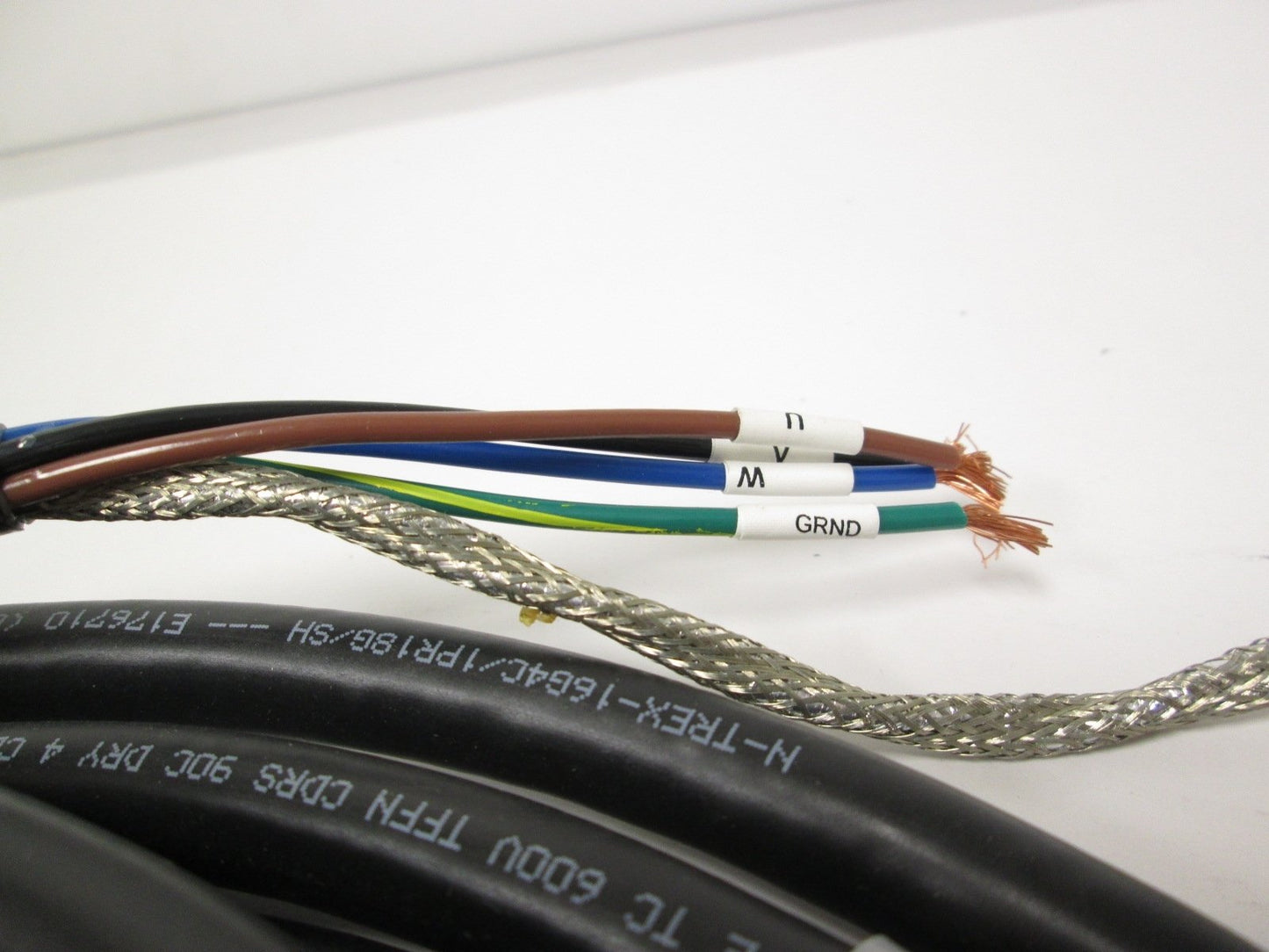 New – Open box Flex FC-CPBM6DF-16AA-M005 Kinetix TLY Series Motor Power and Brake Cable 5m