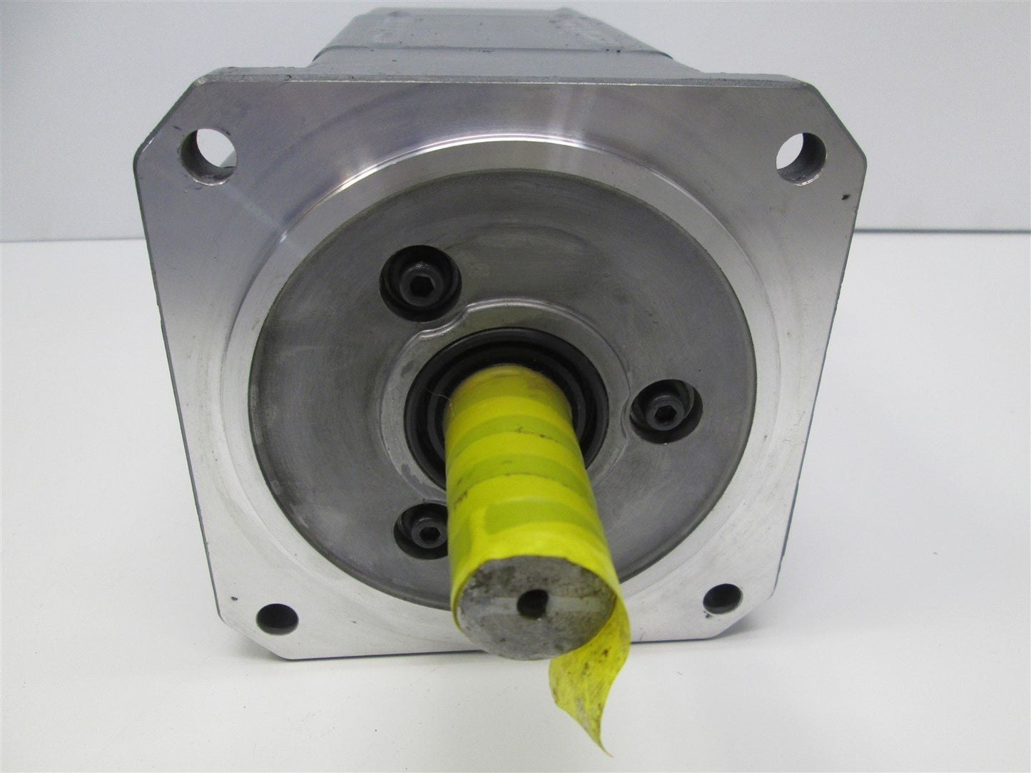 New Mitsubishi HA-SH103C AC MELSERVO Servo Motor 1kW, 3000 RPM
