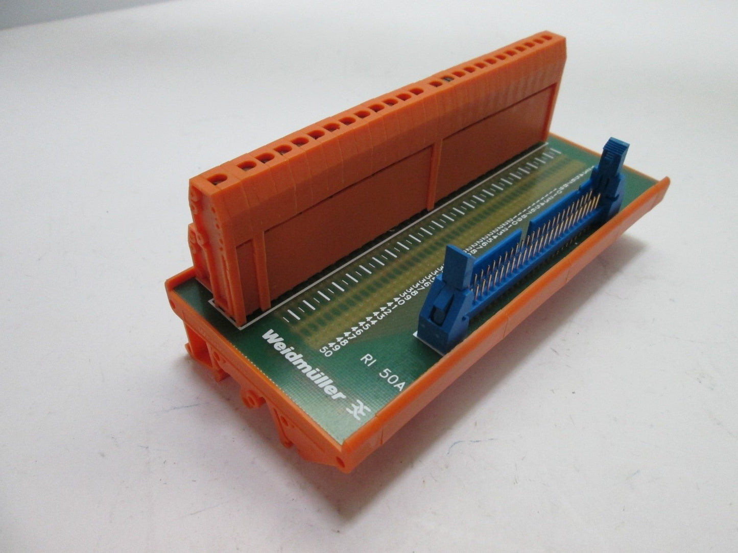 Used Weidmuller RI 50A Interface Terminal Block, 50-Pin to 50 Screw Terminals