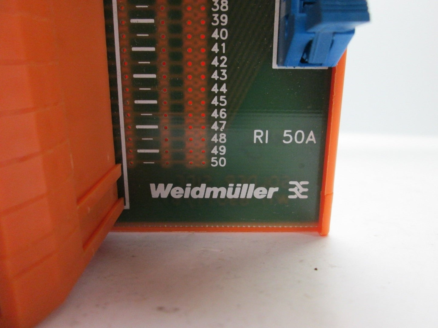 Used Weidmuller RI 50A Interface Terminal Block, 50-Pin to 50 Screw Terminals