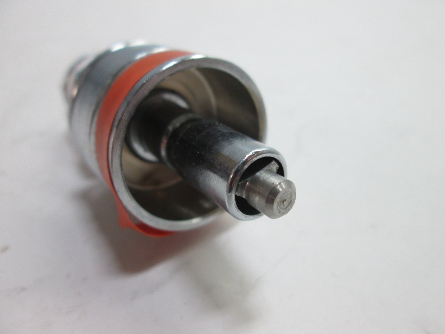 Used Swagelok QC6 Quick-Connect Coupler, Threads: 3/8" NPT Male, Key: K2-Orange
