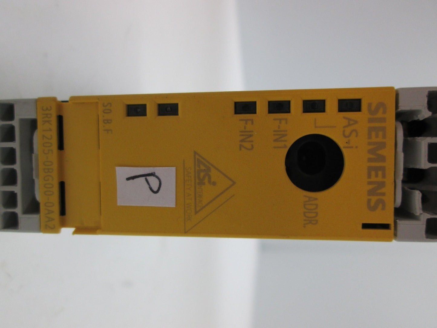 Used Siemens 3RK1205-0BG00-0AA2 SlimLine Safety Module, 2-Inputs, *Broken Ribbing*
