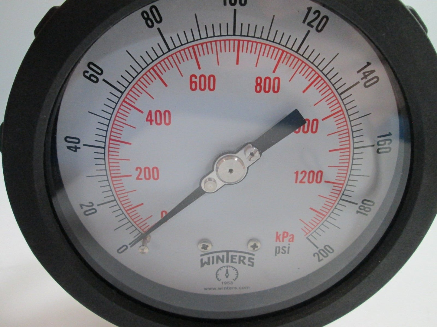 New In Box Winters P606C/3Y Pressure Gauge, Range: 0-200psi (0-1379kPa)