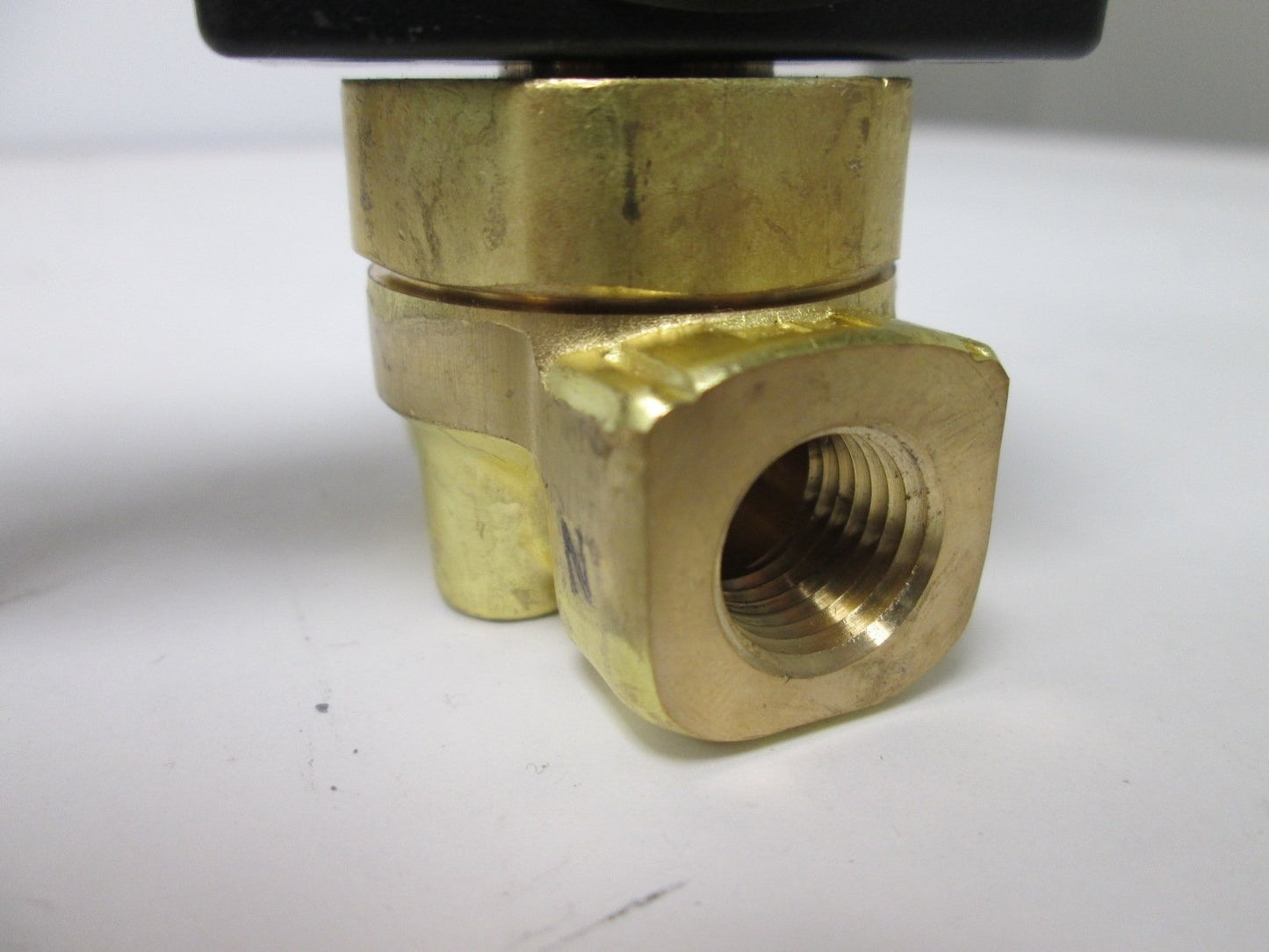 Used SMC VXE2230-02N-5D1-B Solenoid Valve, Voltage: 24VDC, Air/Water Pressure 0.35MPa