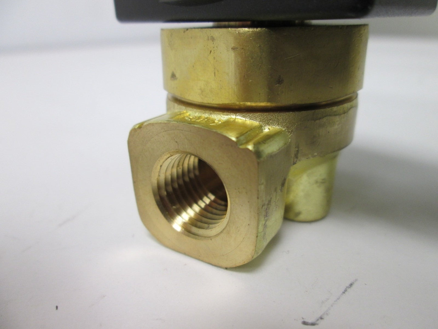 Used SMC VXE2230-02N-5D1-B Solenoid Valve, Voltage: 24VDC, Air/Water Pressure 0.35MPa