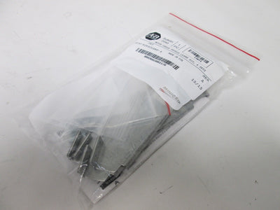 New Allen Bradley 2090-K2KSCLAMP-4 Motor Cable Shield Clamp Kit, 4-Sets