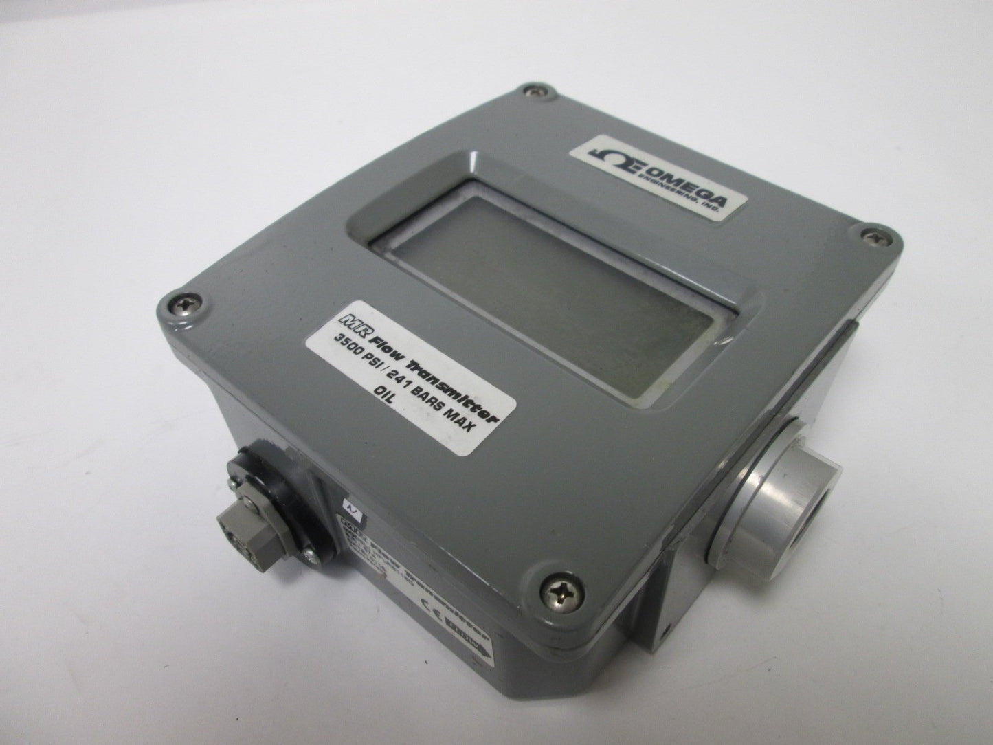 Used Omega HFLR6115D Digital Flow Transmitter (Oil), Flow: 1-15GPM, Ports: 1/2" NPT
