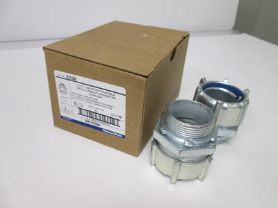 New Box of 2 New Thomas & Betts 5236 1-1/2" Liquidtight Straight Conduit Fittings
