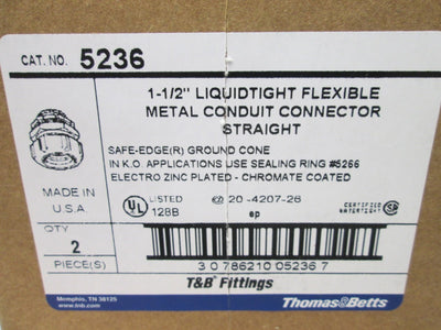 New Box of 2 New Thomas & Betts 5236 1-1/2" Liquidtight Straight Conduit Fittings
