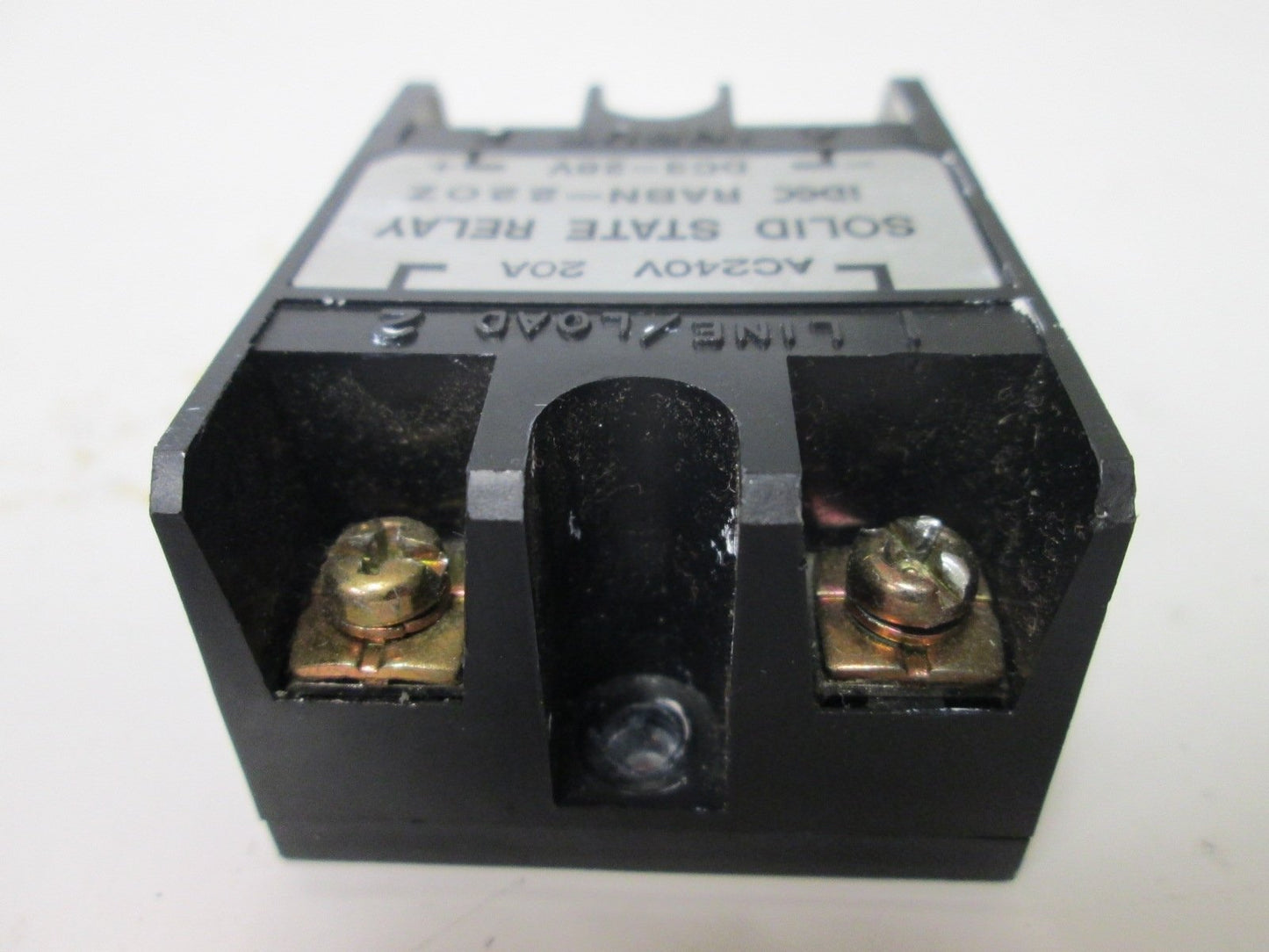 Used Idec RABN-220Z Solid State Relay, Input: 3-28VDC, Line/Load Rating: 240VAC 20A