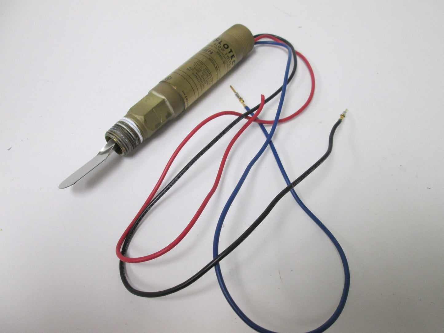 Used Flotect V6EPBBS4B Flow Switch, Without Pipe Fitting, Power: 125/250VAC 5A