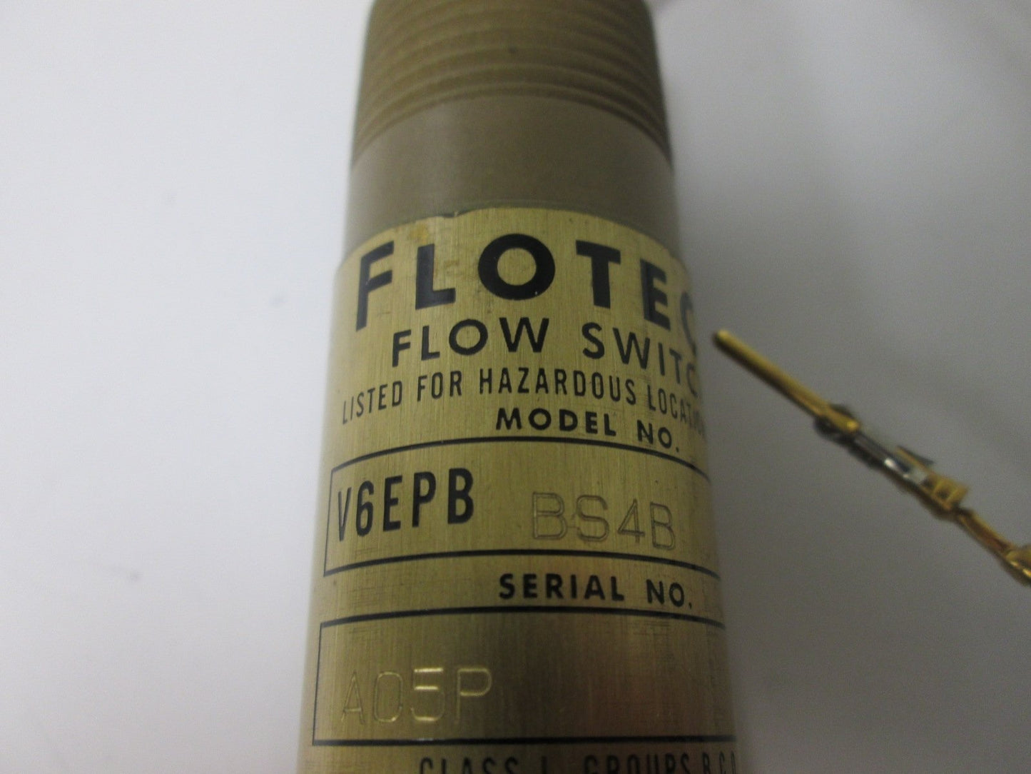 Used Flotect V6EPBBS4B Flow Switch, Without Pipe Fitting, Power: 125/250VAC 5A