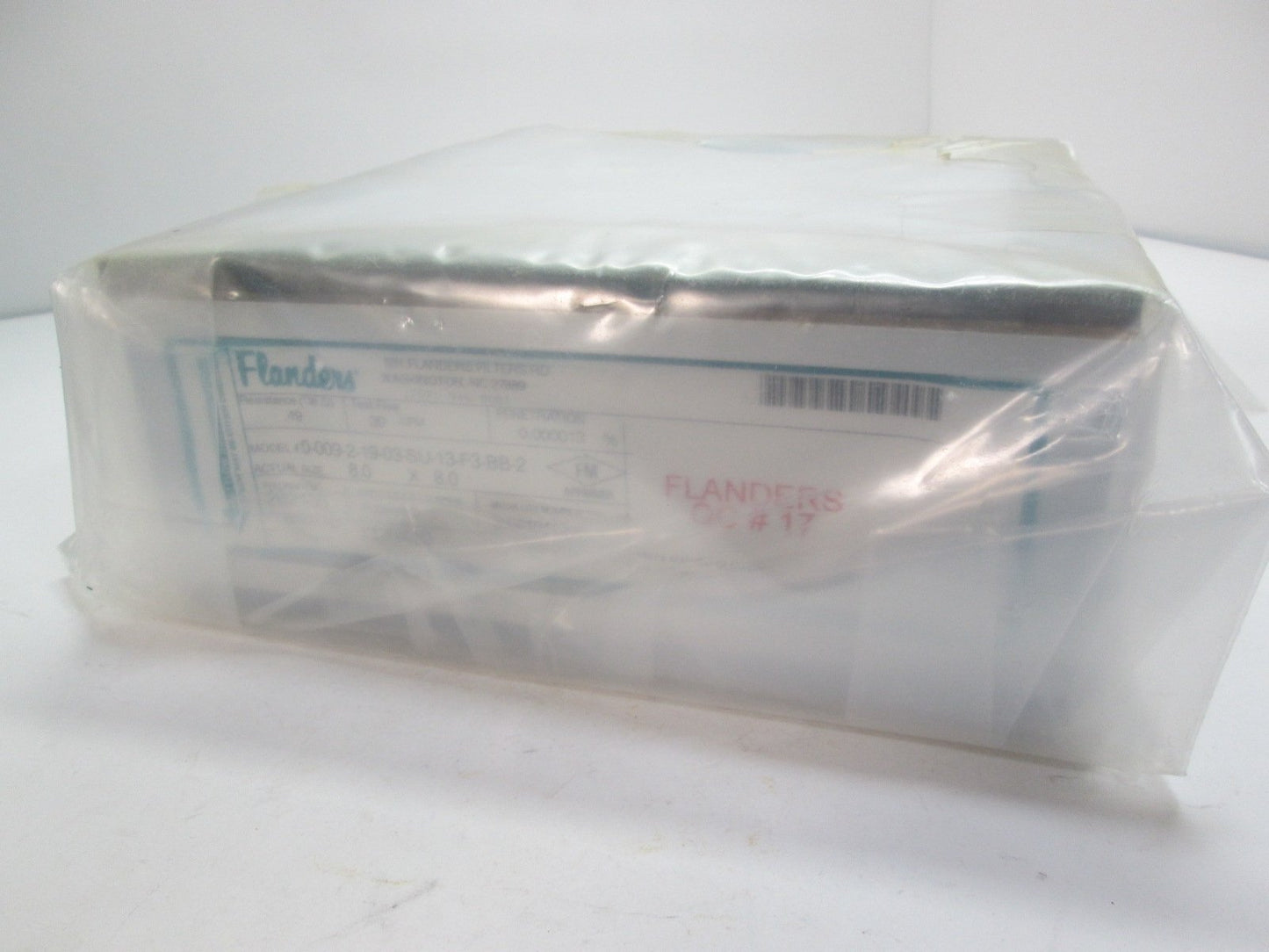 New Flanders 0-009-2-19-03-SU-13-F3-BB-2 Filter, 8" x 8", 30 CFM, 3.250 Wide