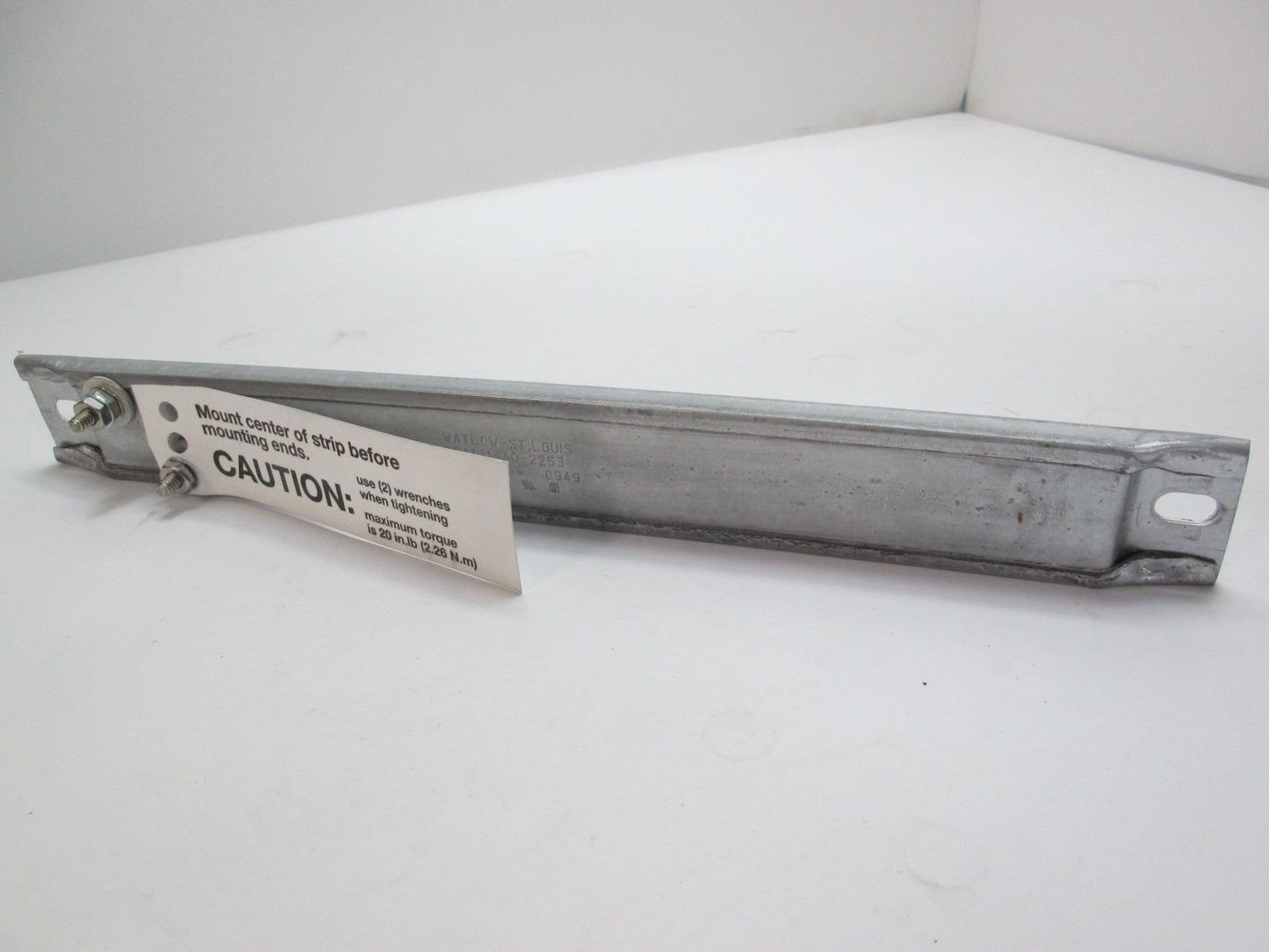 New – Open box Watlow Type SGA1J13A0-2253 High Temp Strip Clamp On Heater 120VAC 460 Watt