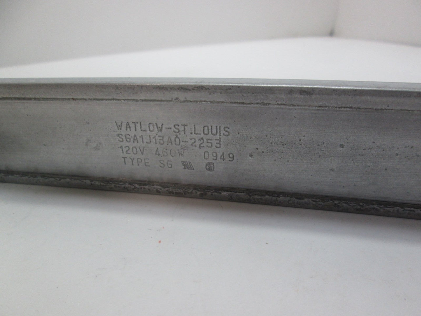 New – Open box Watlow Type SGA1J13A0-2253 High Temp Strip Clamp On Heater 120VAC 460 Watt