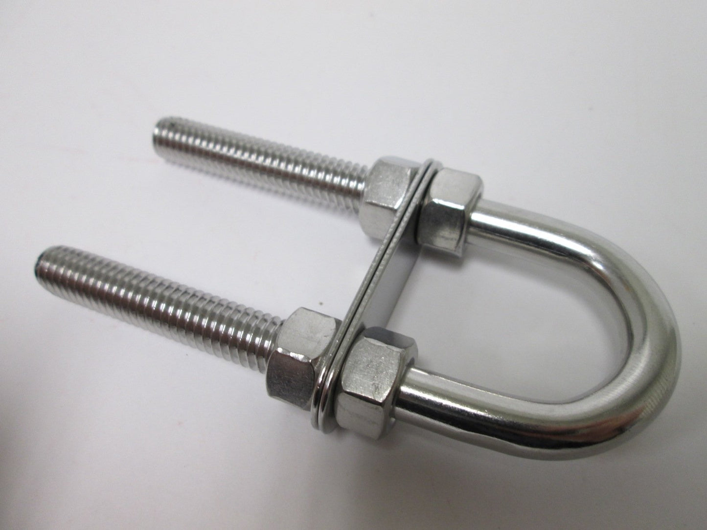 New Lot of 4 U-Bolts, Inside Diameter: 1", With 4x Nuts and 2x Mounting Plates