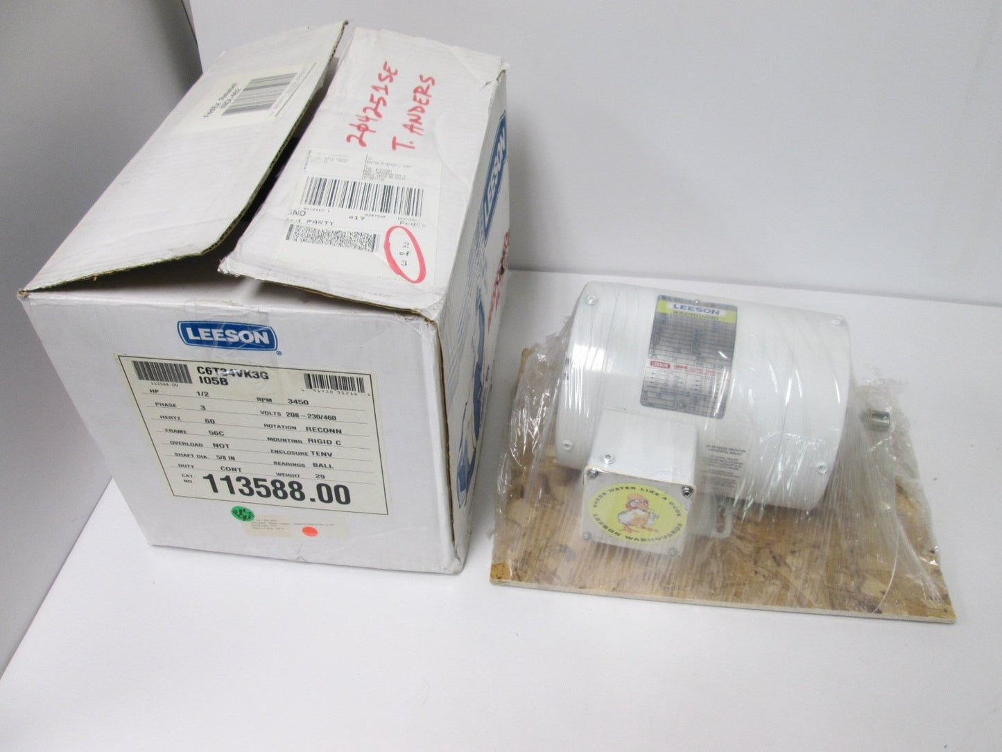 New Leeson 113588.00 Electric Motor, Voltage: 208-230/460V, Speed: 3450RPM