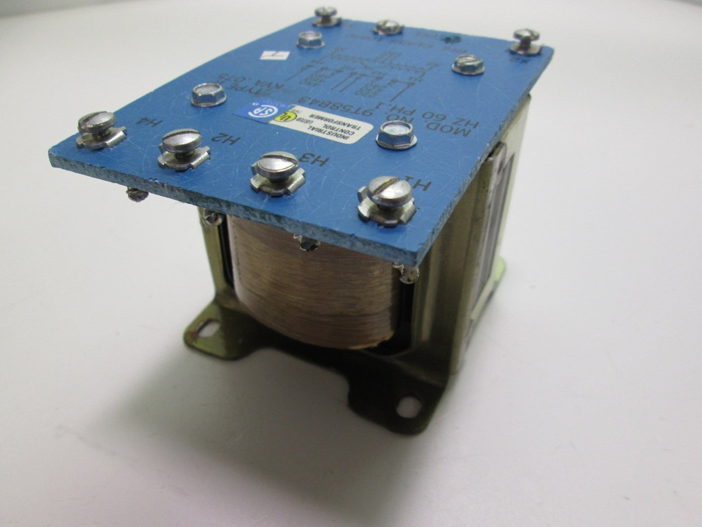 New – Open box General Electric 9T 58B 43 0.075 KVA AC Transformer Primary 240/480VAC 120 Out