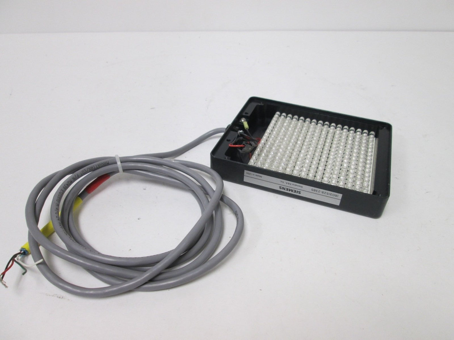 Used Siemens 652225 LED Light, Missing Cover, Light Area: 4" x 4", Power: 24VDC 13A