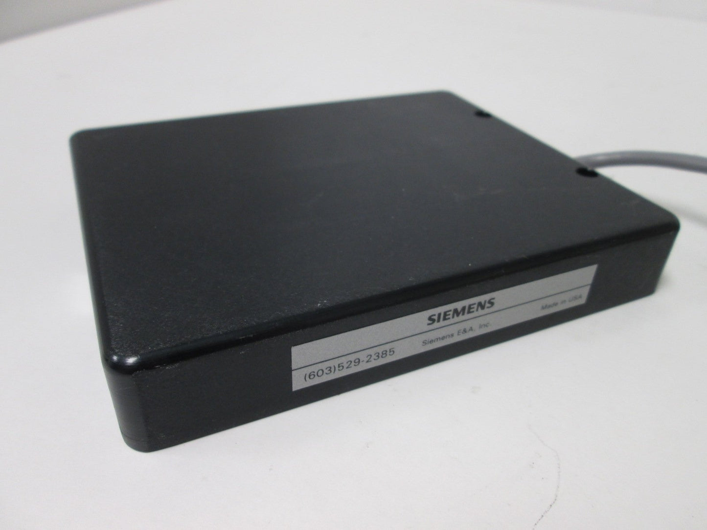 Used Siemens 652225 LED Light, Missing Cover, Light Area: 4" x 4", Power: 24VDC 13A